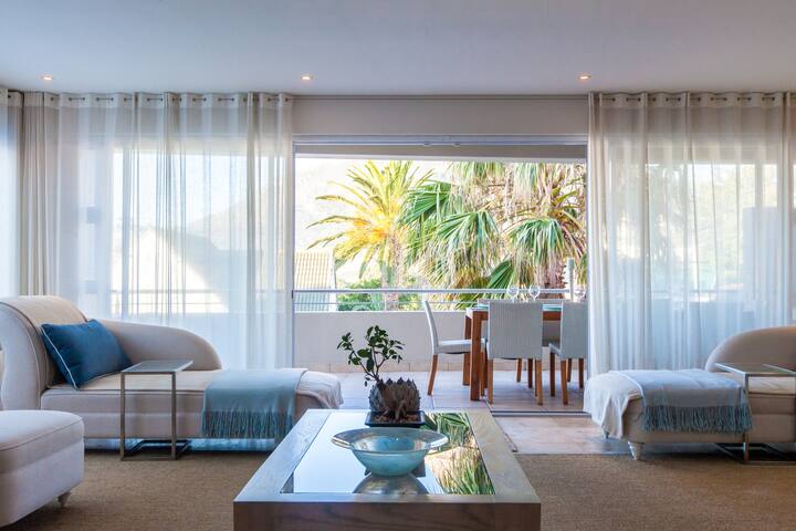 Villa on Slopes of Geneva Drive gallery image 3