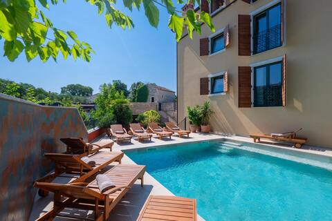 Luxury Villa Casa Nova with wellness and game room