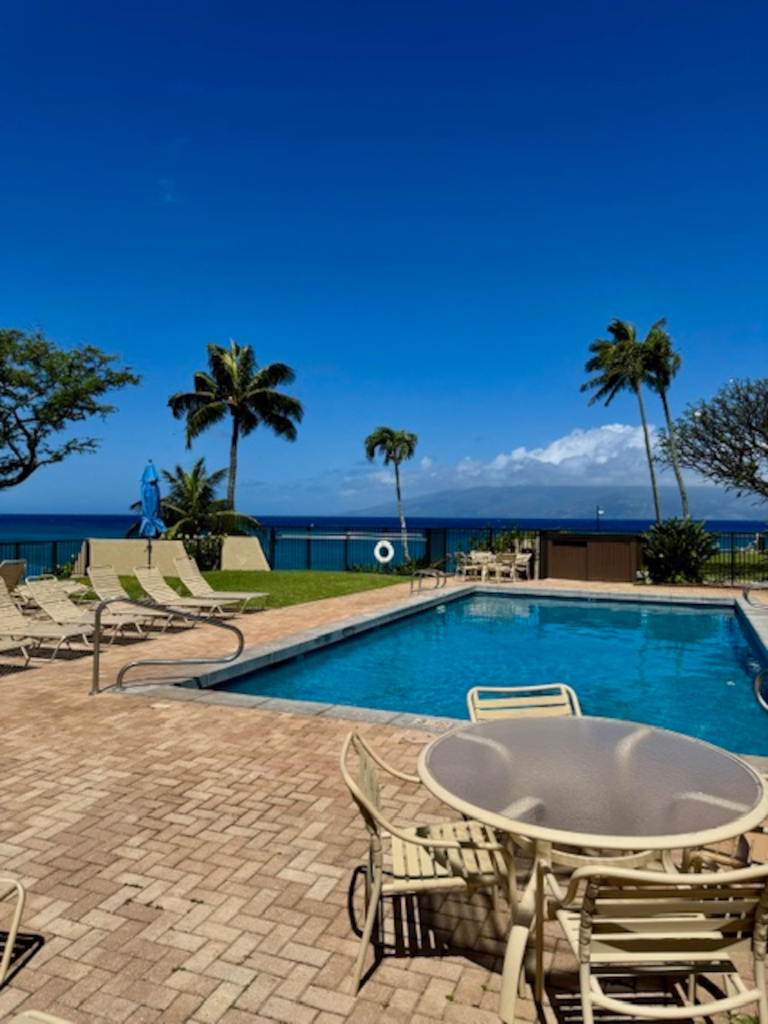 Townhouse in Lahaina · ★5.0 · 1 bedroom · 2 beds · 1 bath - Image 20