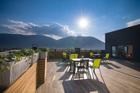 3 bedroom mountain view escape