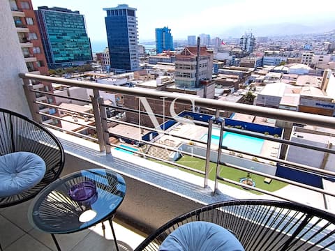 Downtown Apartment/Free Pool and Parking