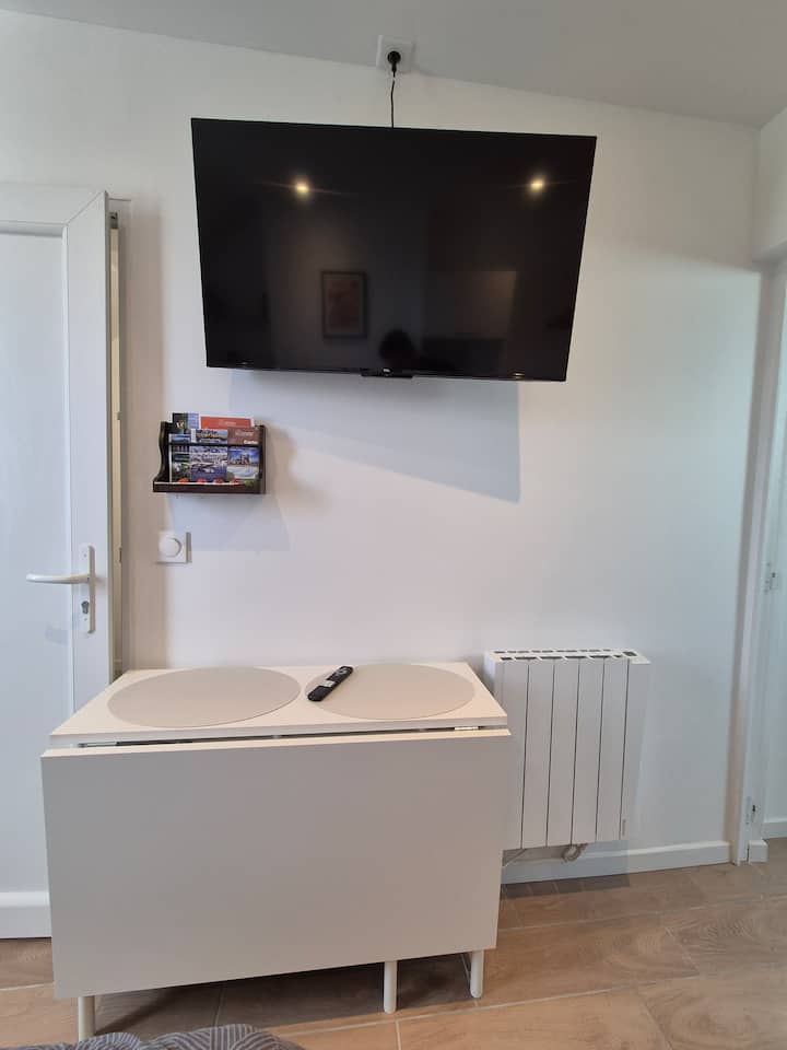 Proche Gare  - Cosy - Fibre - Tv - Bureau - Calme - Compiègne