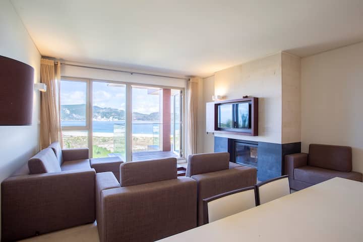 Vista De Mar Troia T2 Com Piscina E Estacionamento - Setúbal