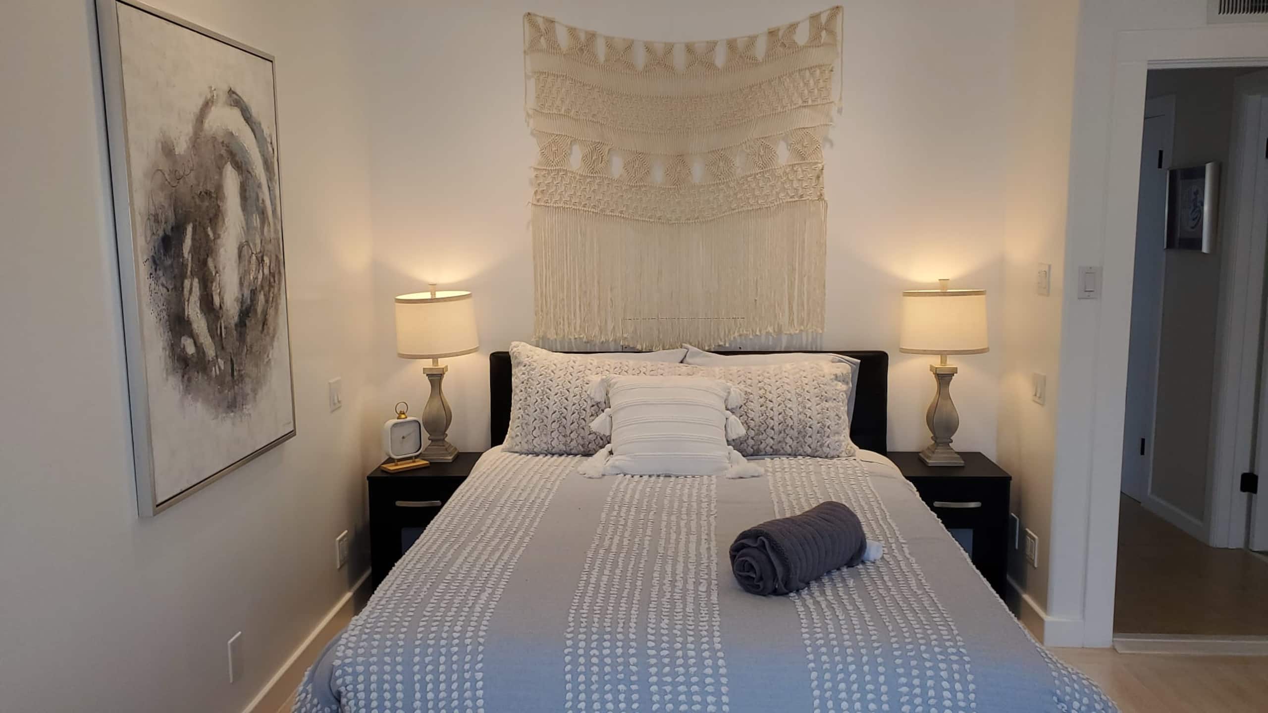 Home in San Francisco · ★5.0 · 4 bedrooms · 4 beds · 2 baths - Image 29