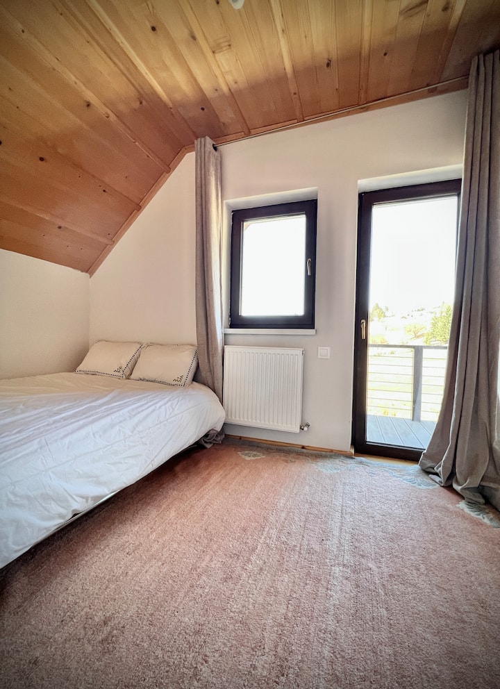 საძინებელი 4