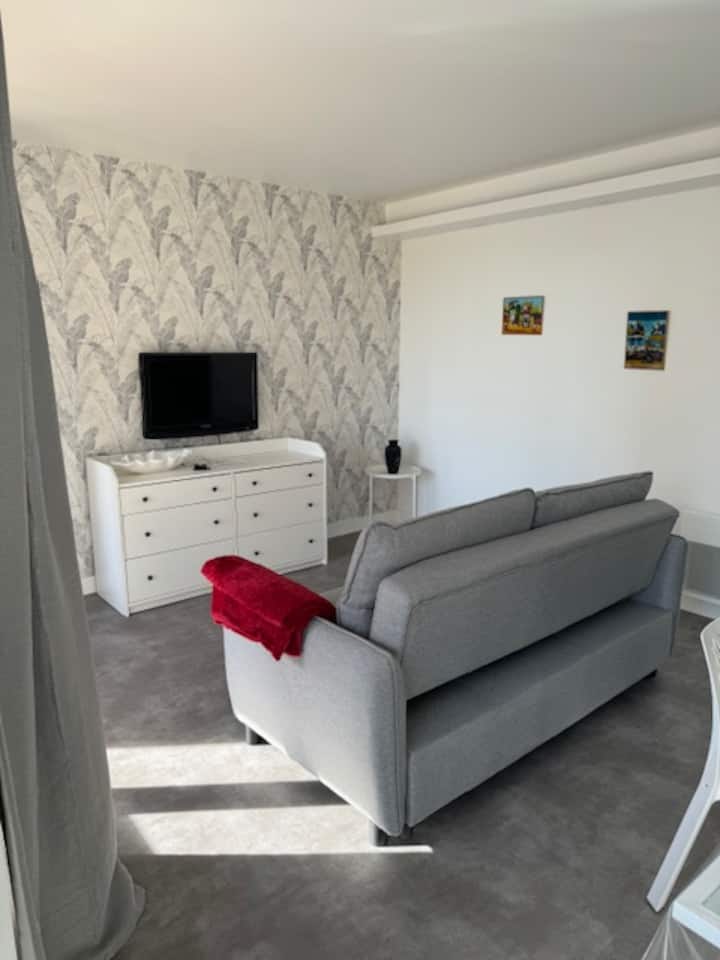 Logement Familial. - Orléans