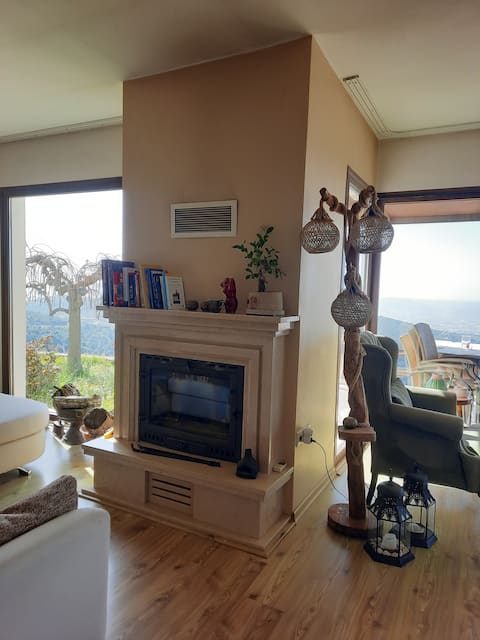 muhtesem manzarali homeros dag evi