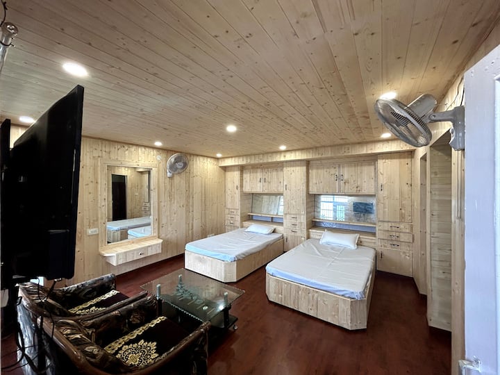 Hilltop Barog Home - Solan