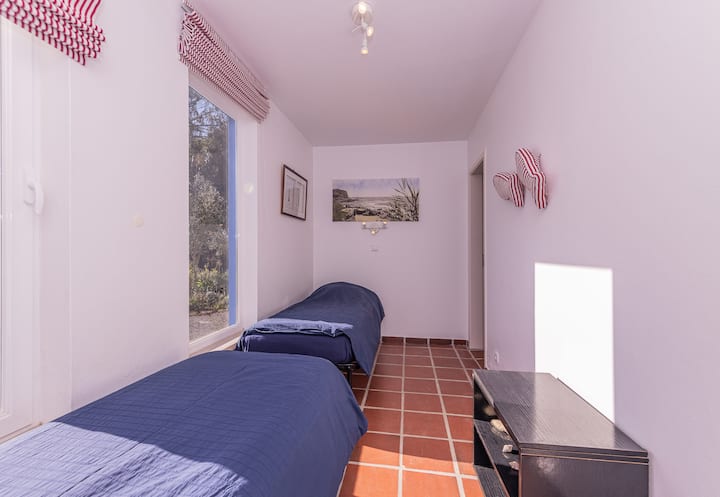 საძინებელი 2