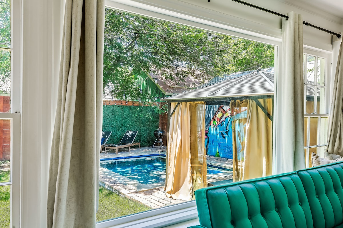 Austin Vibes | Pool | Relax & Unwind