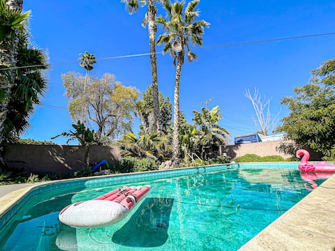 Luxurious House W/ Swimming Pool - FB-CAL