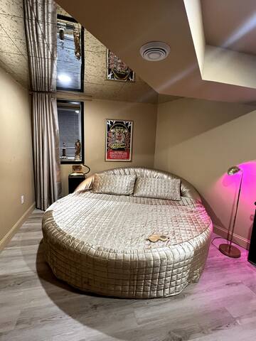 Grandpa’s Pool House gallery image 5