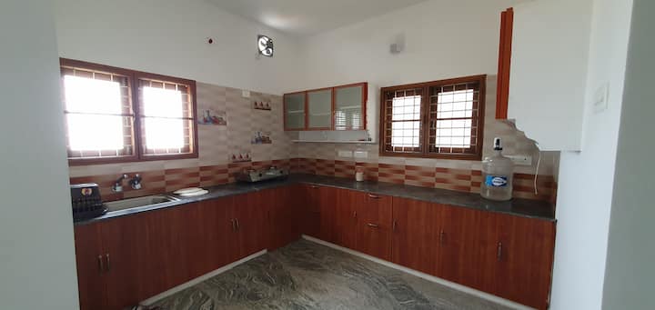 D' Chill Zone Homestay (1st Floor) - Coimbatore