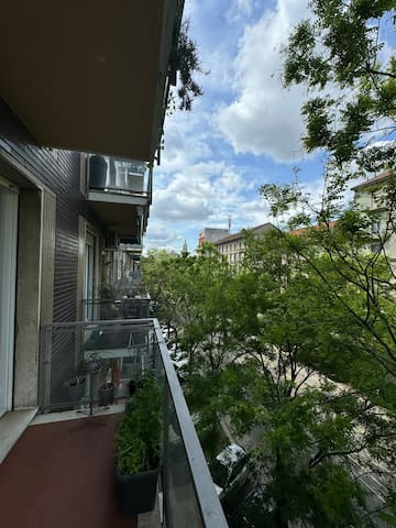 Solari Apartment – Design District-4 mega suite gallery image 3