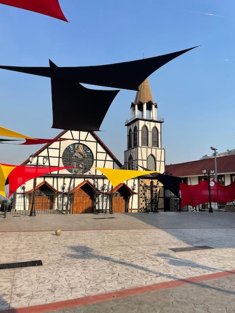 Beautiful and equipped cabin with mountain view