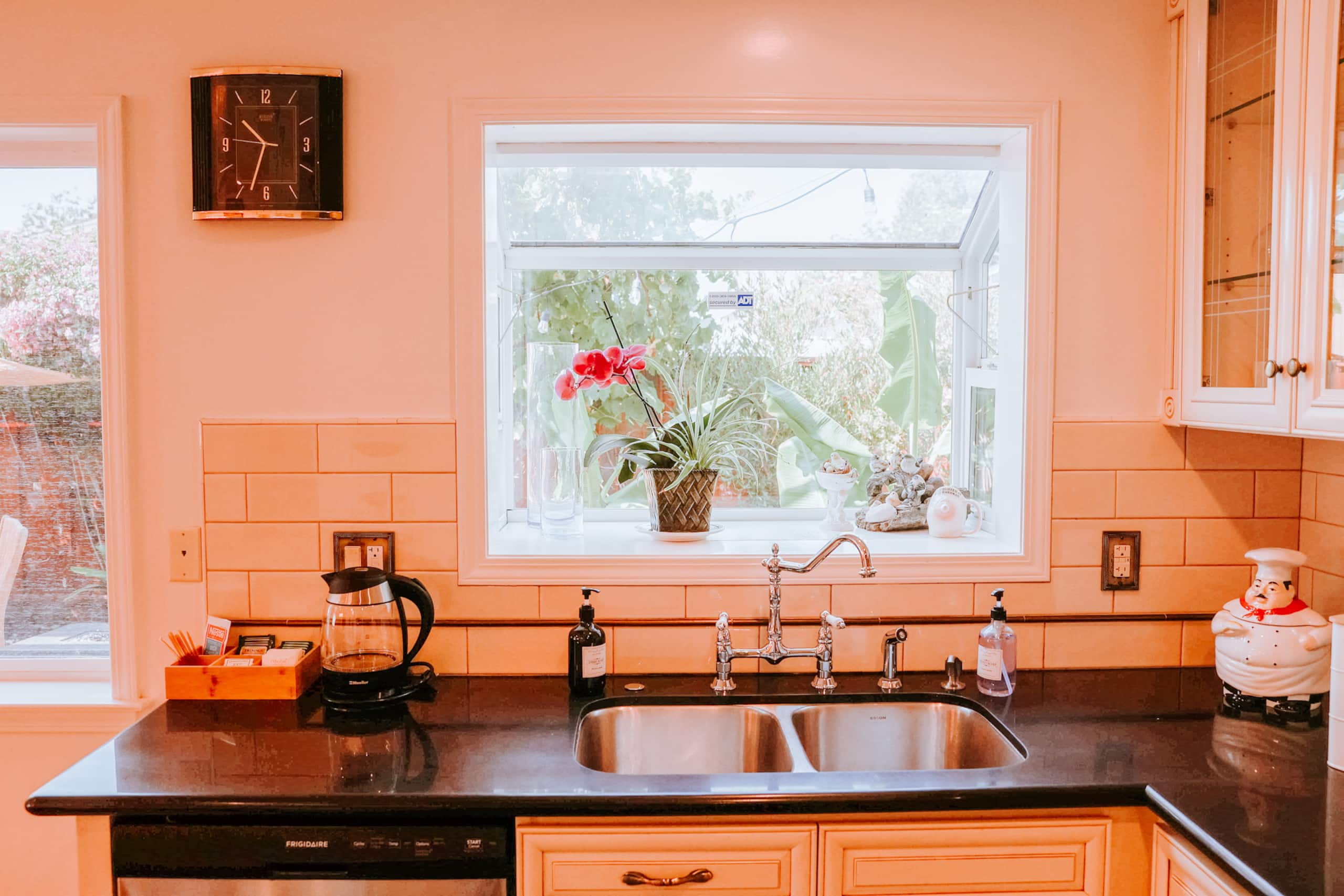 Spacious 5BR Near Downtown, Caltrain & SFO - Photo 15