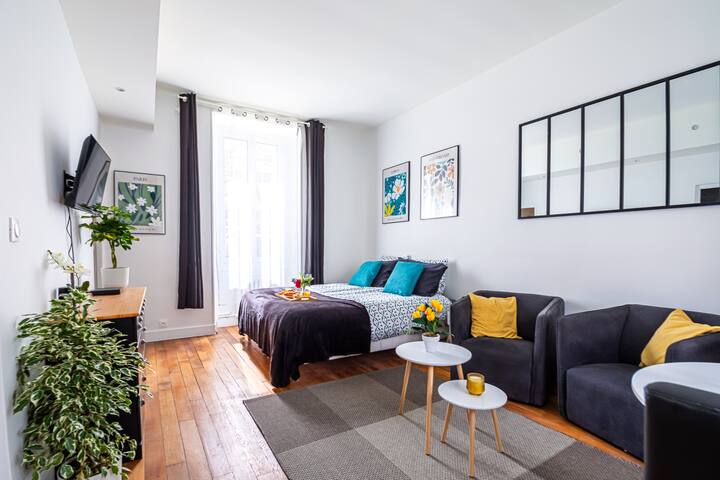 Entire home with Studio bedrooms in Versailles - Studio équipé, gare à 200m, entre Versailles/SQY