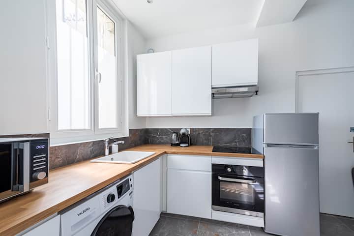 T2 48m² new, city center, 3min walk to train station