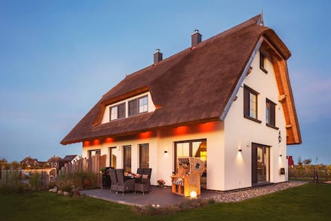 5 Stars Luxury Flat Wind Chime at Inseltraum