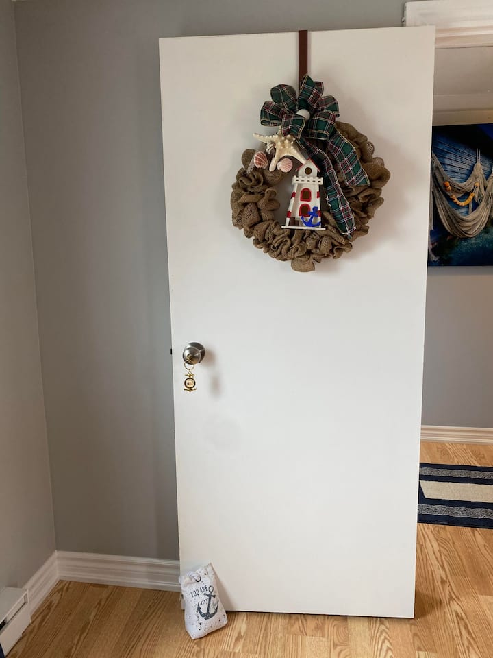 Წამყვანი ოთახი - 1 ორადგილიანი საწოლი