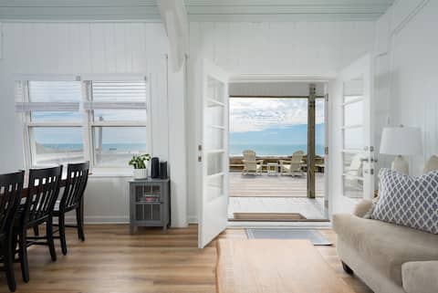 Beachfront Surf Cottage | Large Oceanfront Deck