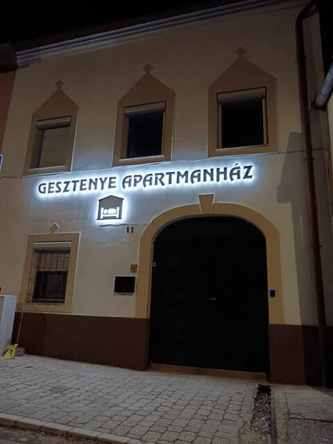 Gesztenye Apartamnház