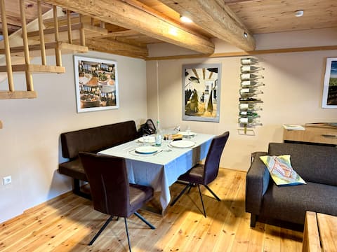 Top performing Airbnb: Historic Moselle House · Panoramic Balcony by the River in Bernkastel Wittlich