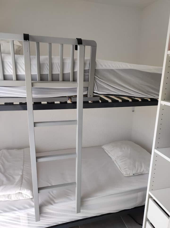 საძინებელი 3