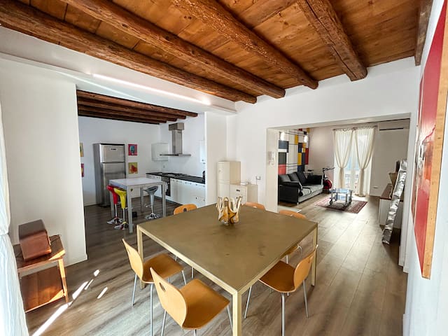 [Suite & Charme] in un palazzo storico di Bergamo