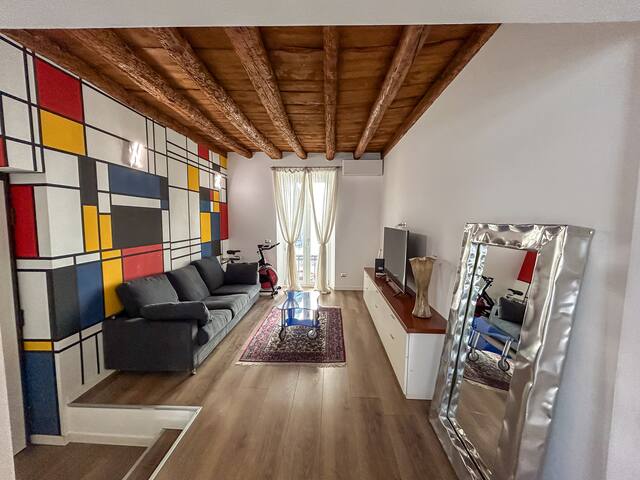 [Suite & Charme] in un palazzo storico di Bergamo gallery image 2