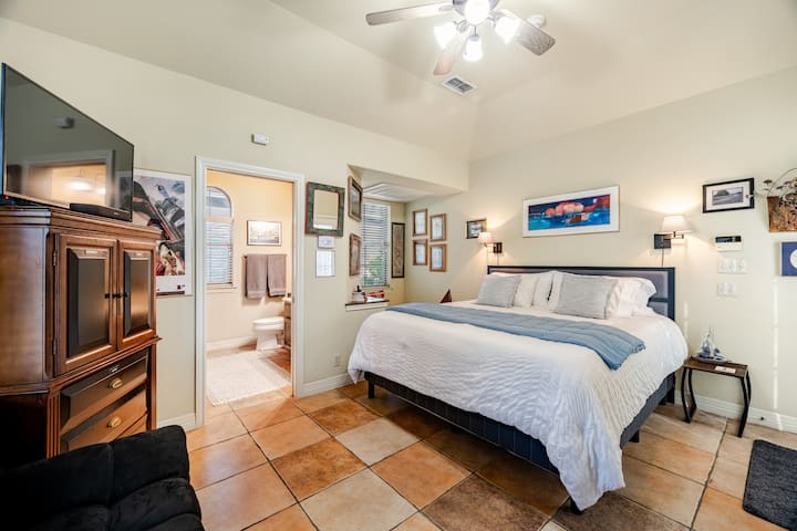 Mi Casita Hideaway / No Pet Fee 2+ Nights In May - New Braunfels, TX