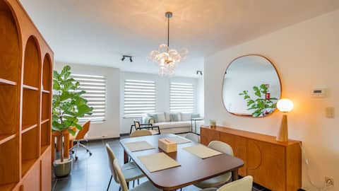 Bed & Port 
one-bedroom apartment 1