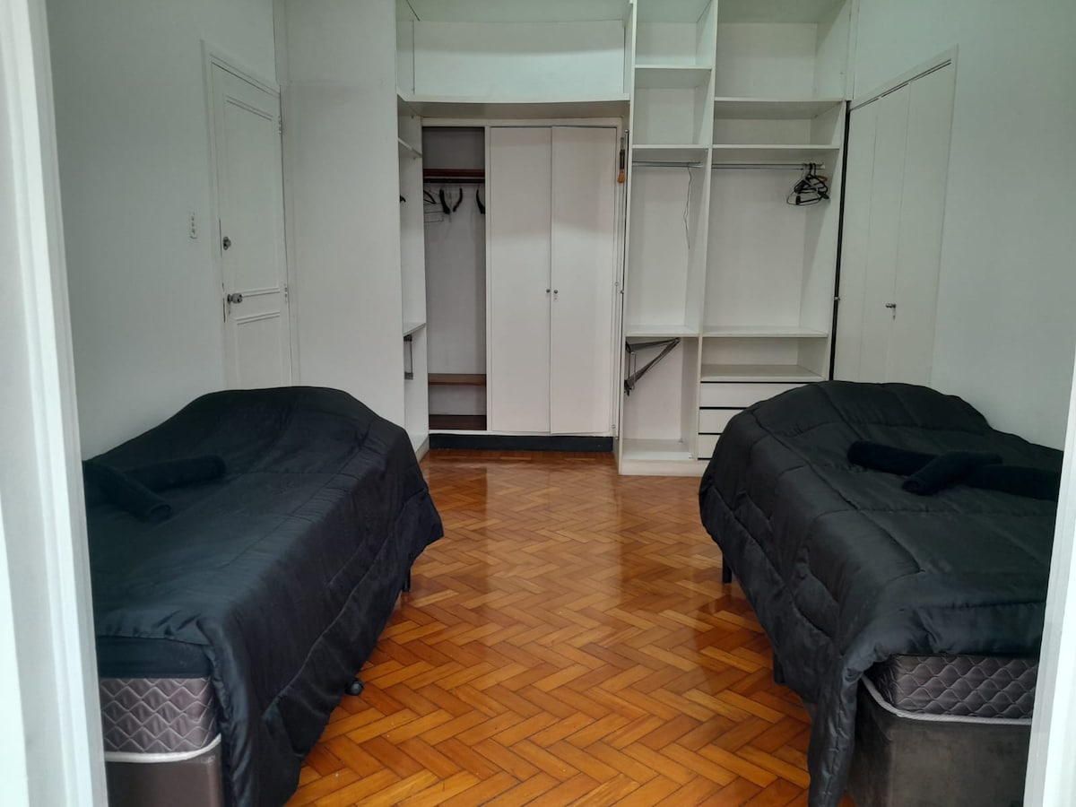 საძინებელი 1