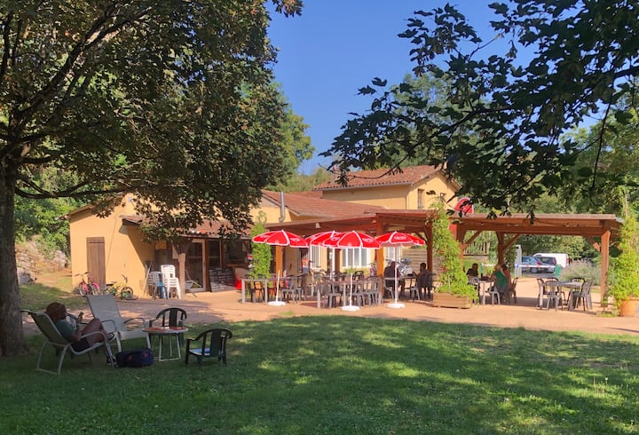 Cabane Bord De L'eau 2 Pers. En Camping - Cluny