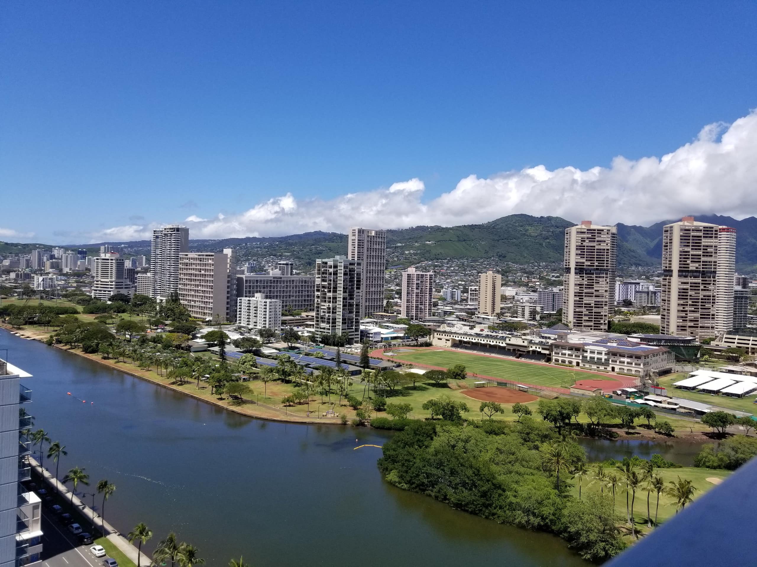 Bright Studio in Waikiki 25th FL - Image 19