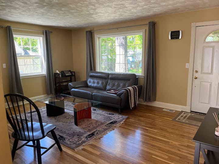 Cozy Bungalow - Moscow, ID