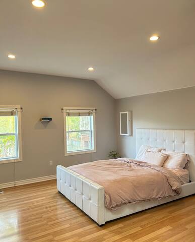 Best family home, spacious 3 bed+2 bath gallery image 3