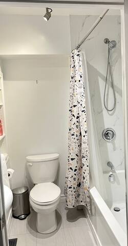 Best family home, spacious 3 bed+2 bath gallery image 4