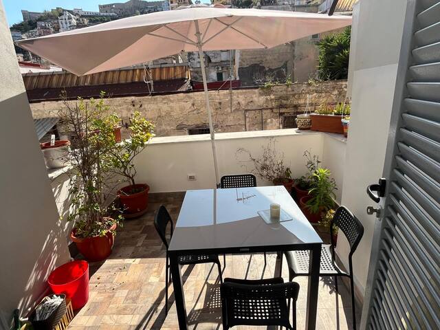 Centro – 4 posti casa con terrazzino e 2 bagni