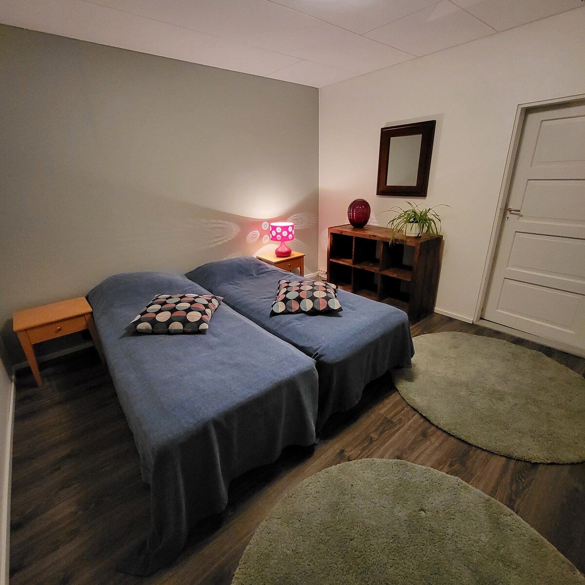 غرفة النوم 2