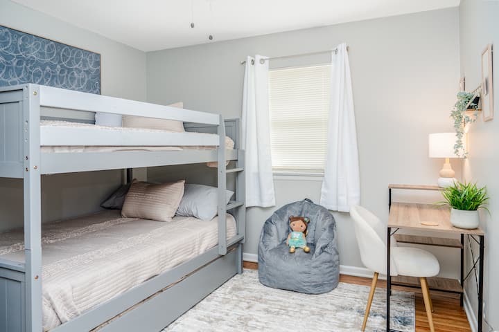 Целосна соба на спрат