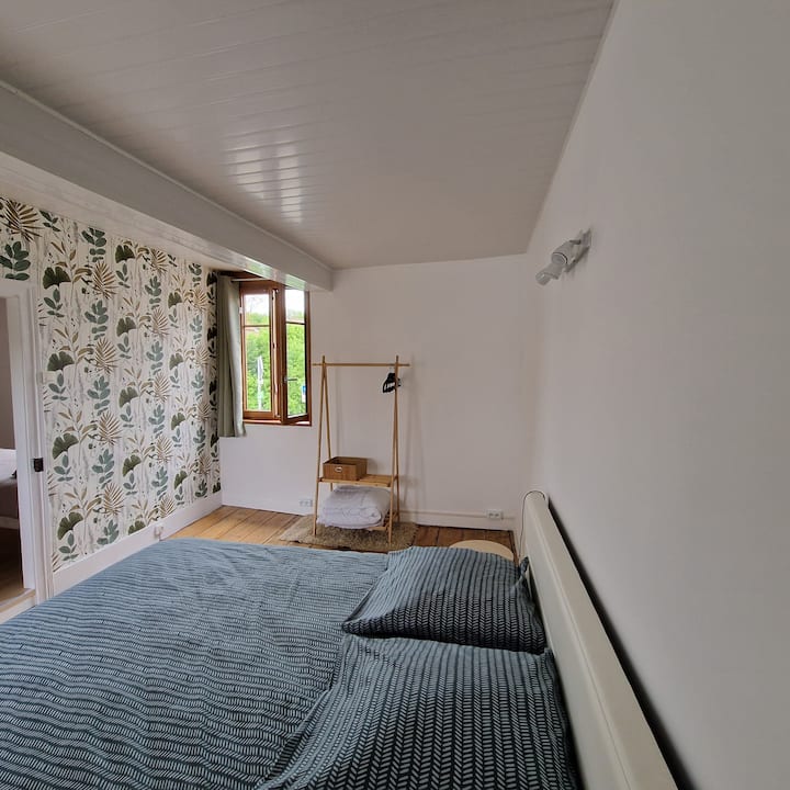 საძინებელი 1