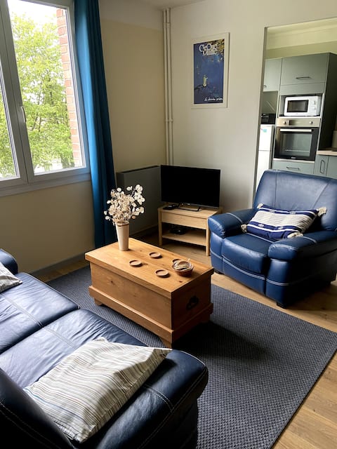 Urban apartment F2 small residence