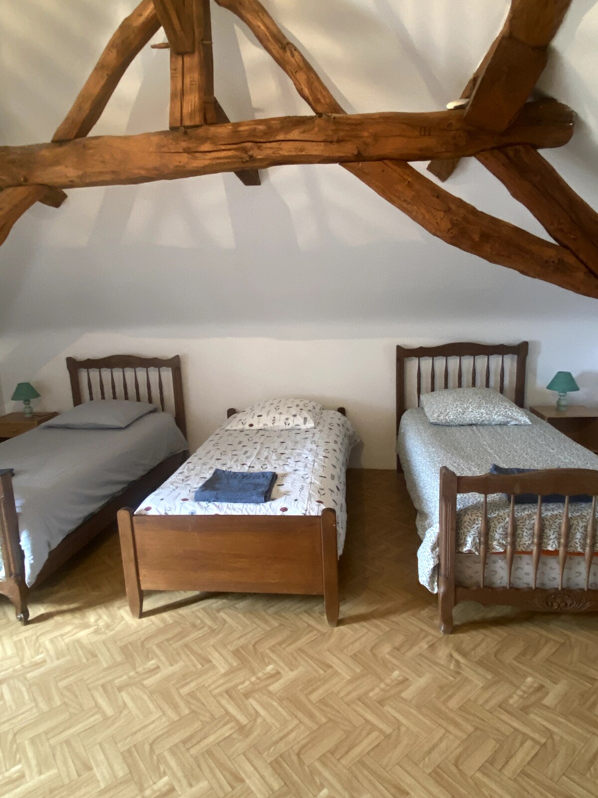 საძინებელი 3