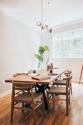 oolena | Stunning 3BR Apartment gallery image 5