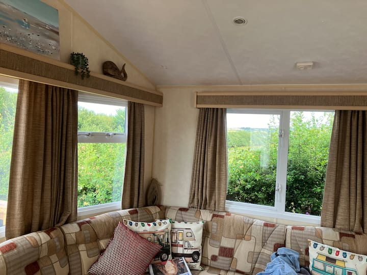 Static Caravan On Couples And Families Only Site - Newquay