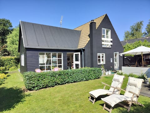 House close to beach and city