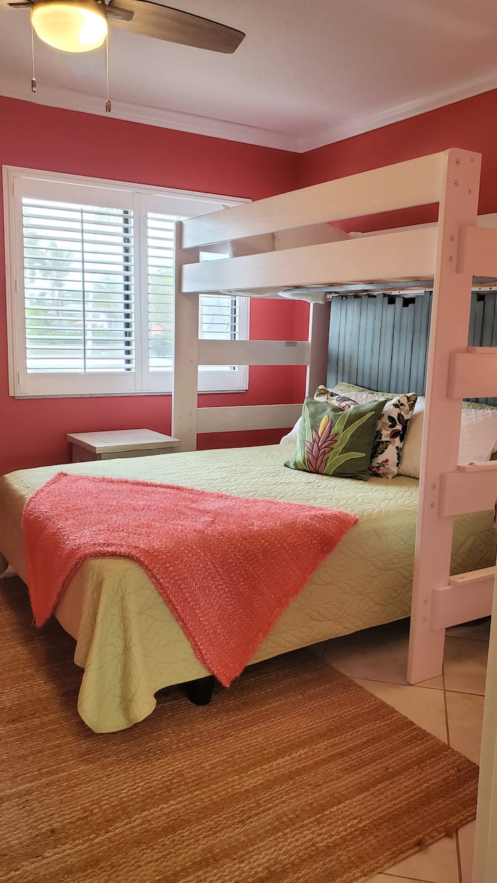 קווין עם לופט זוגי.