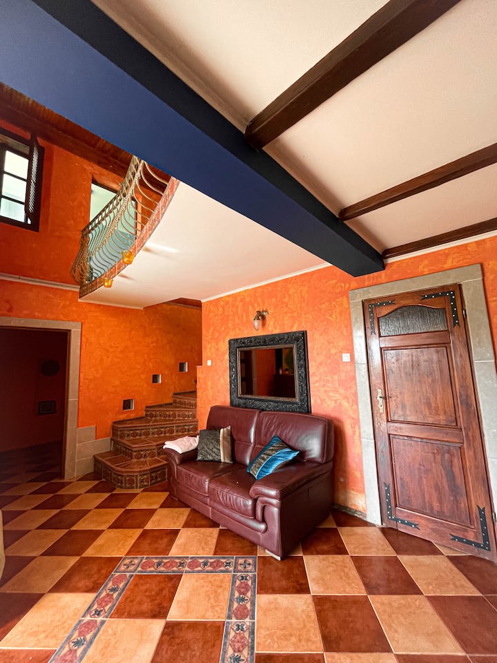 Yellow Villa With A Sea View - Montenegro