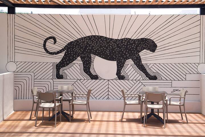 oolena | Charming 3BR Apt @ La Condesa gallery image 4